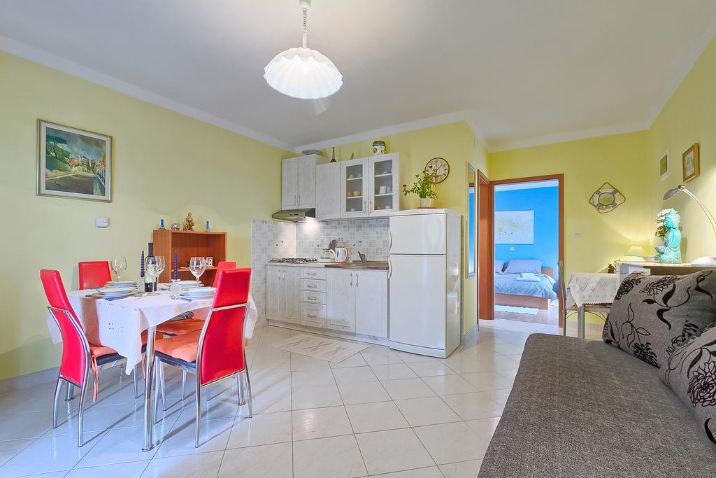 Nedeščina Apartments Valoda מראה חיצוני תמונה