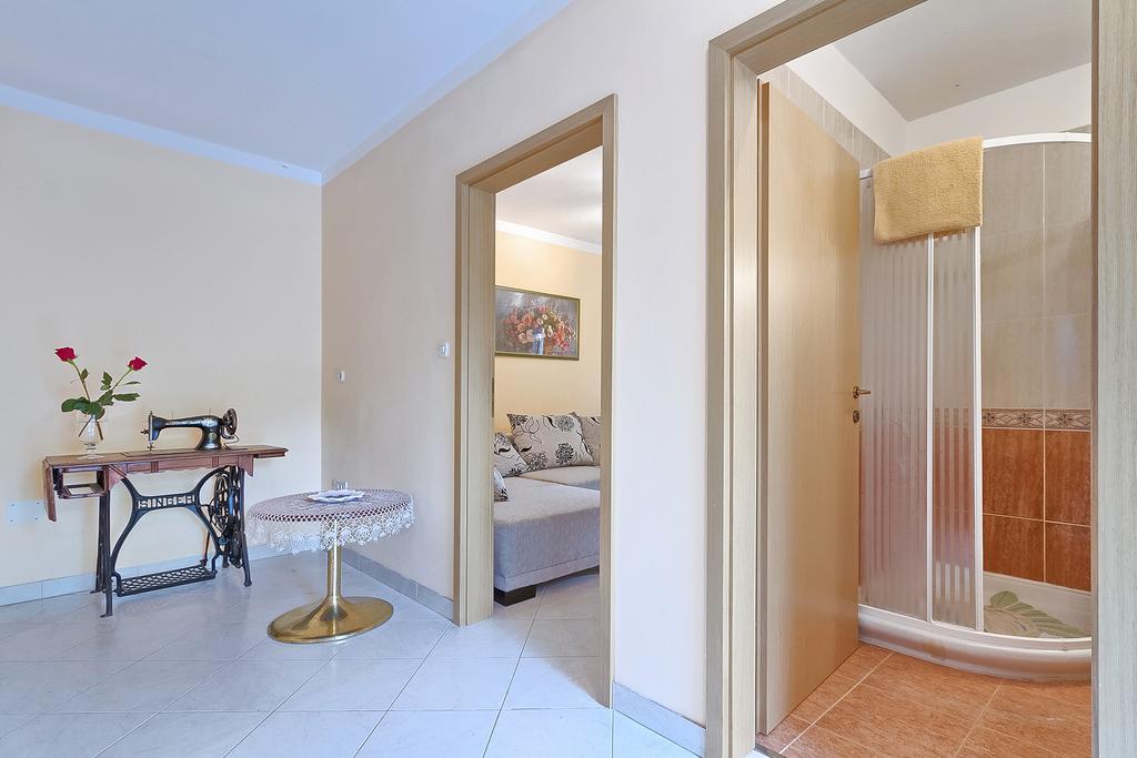Nedeščina Apartments Valoda מראה חיצוני תמונה