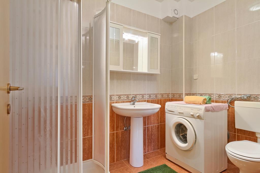 Nedeščina Apartments Valoda מראה חיצוני תמונה