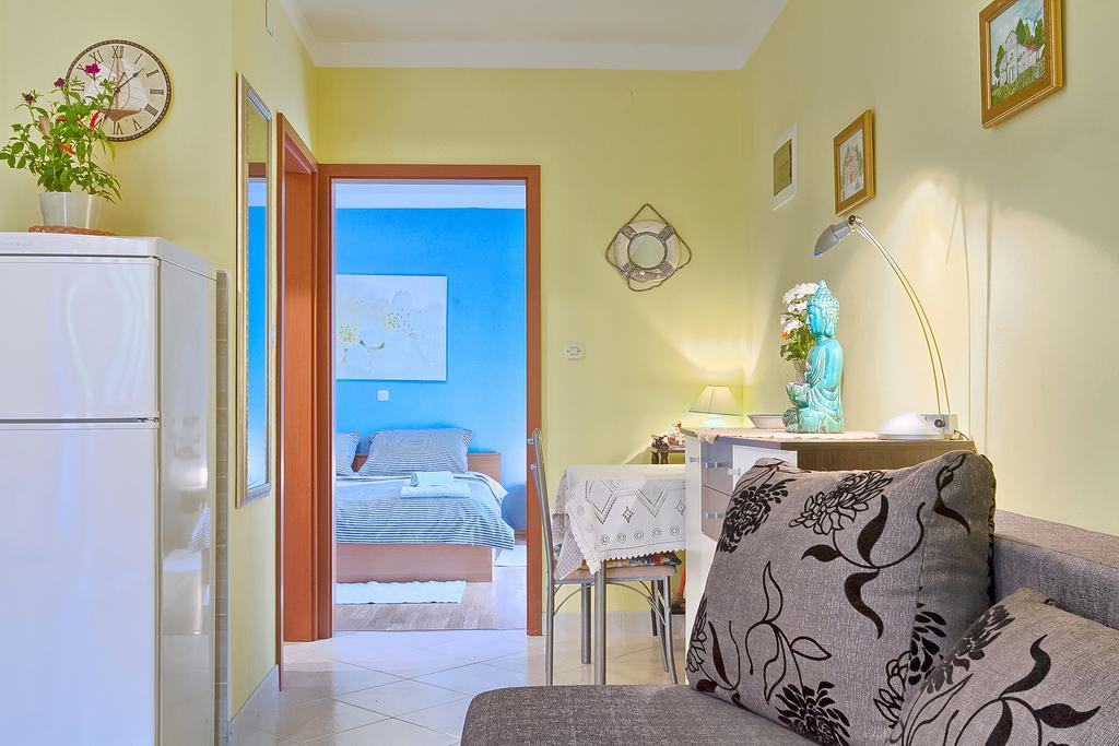 Nedeščina Apartments Valoda מראה חיצוני תמונה